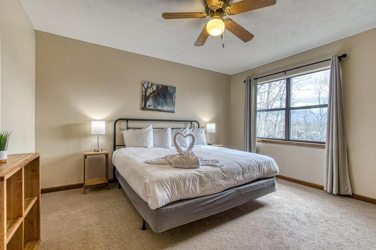 Pinecrest Townhomes-1King-2Queen Unit-Updated Pigeon Forge Zewnętrze zdjęcie