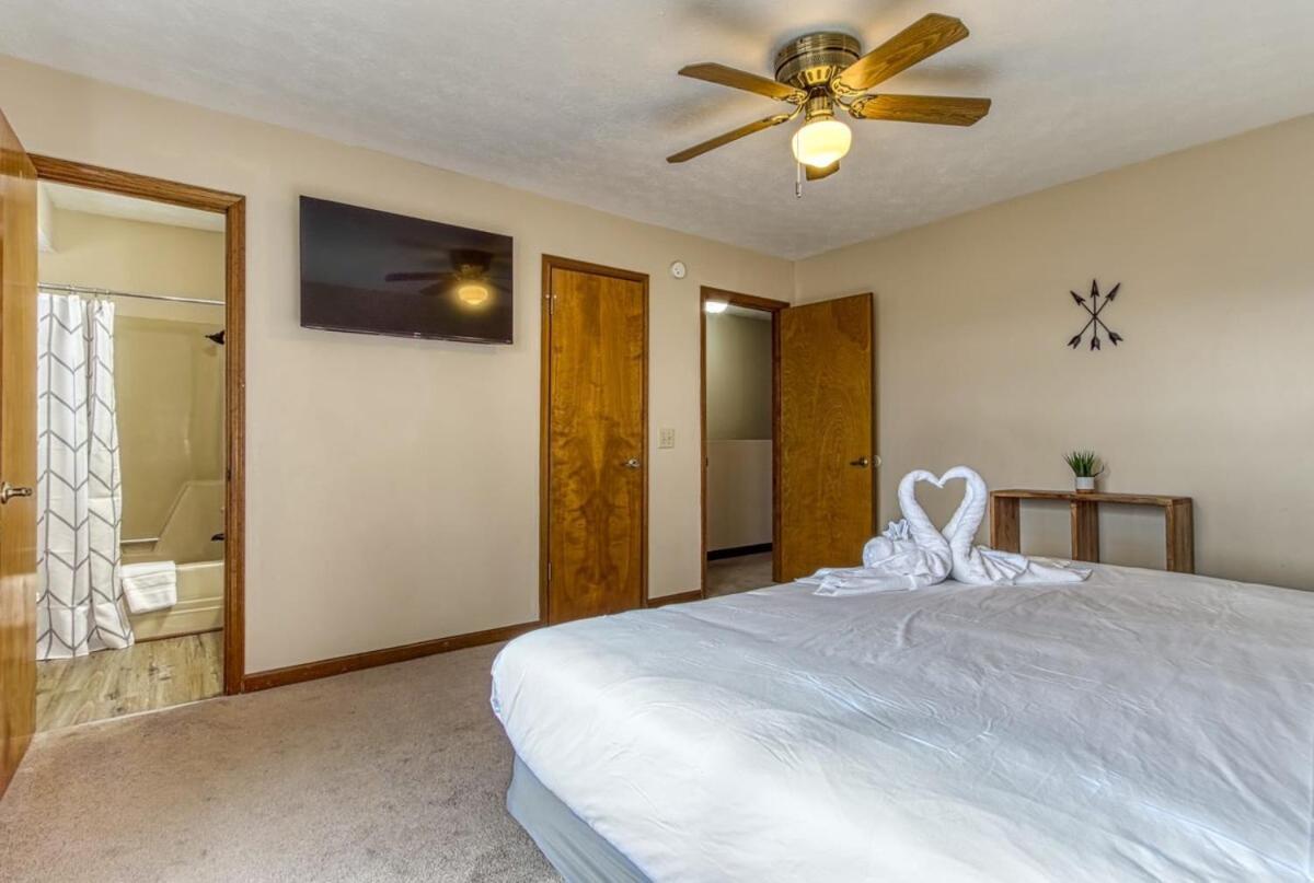 Pinecrest Townhomes-1King-2Queen Unit-Updated Pigeon Forge Zewnętrze zdjęcie